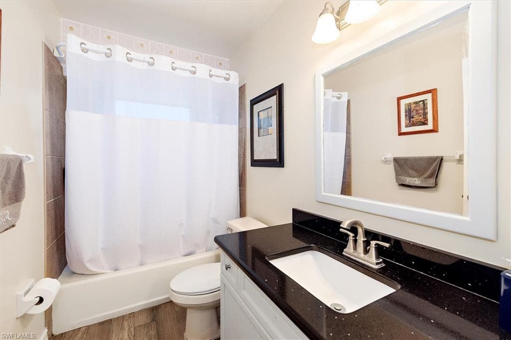 9851 Merle DR, NORTH FORT MYERS FL 33917-21