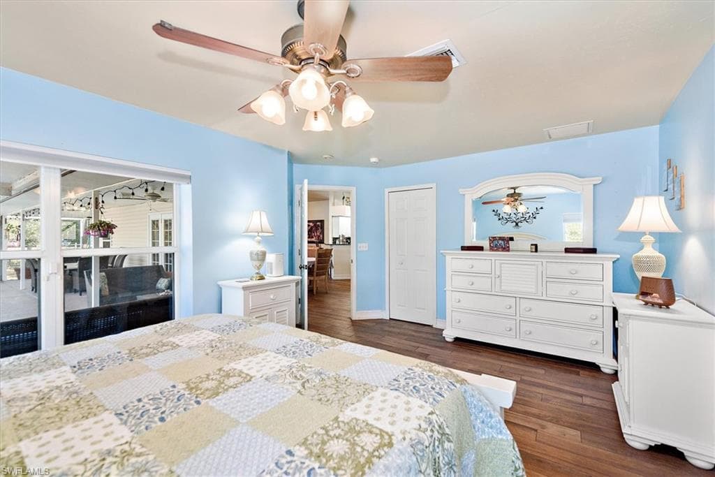 9851 Merle DR, NORTH FORT MYERS FL 33917-17