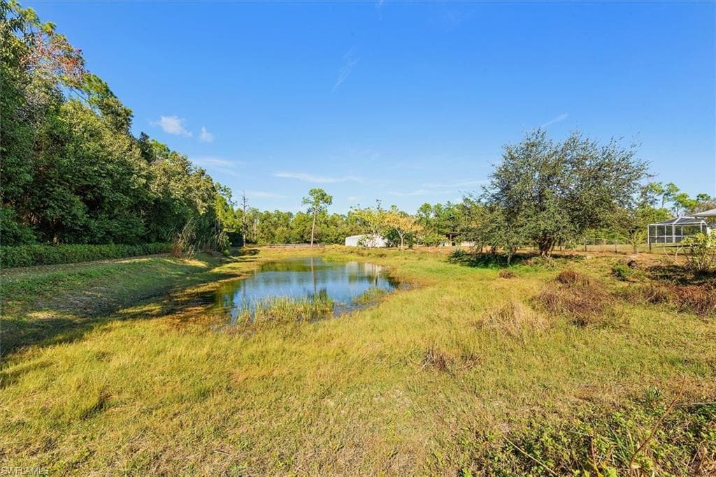 9851 Merle DR, NORTH FORT MYERS FL 33917-34