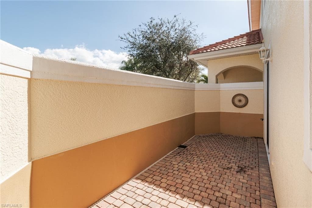 5960 Tarpon Gardens CIR # 102, CAPE CORAL FL 33914-13