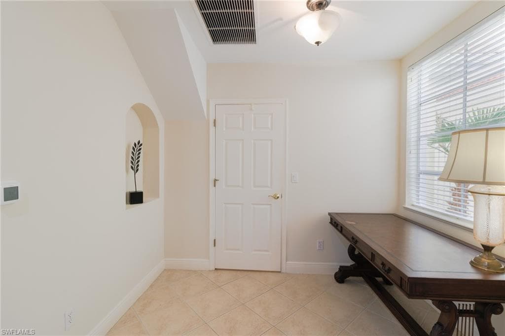 5960 Tarpon Gardens CIR # 102, CAPE CORAL FL 33914-17
