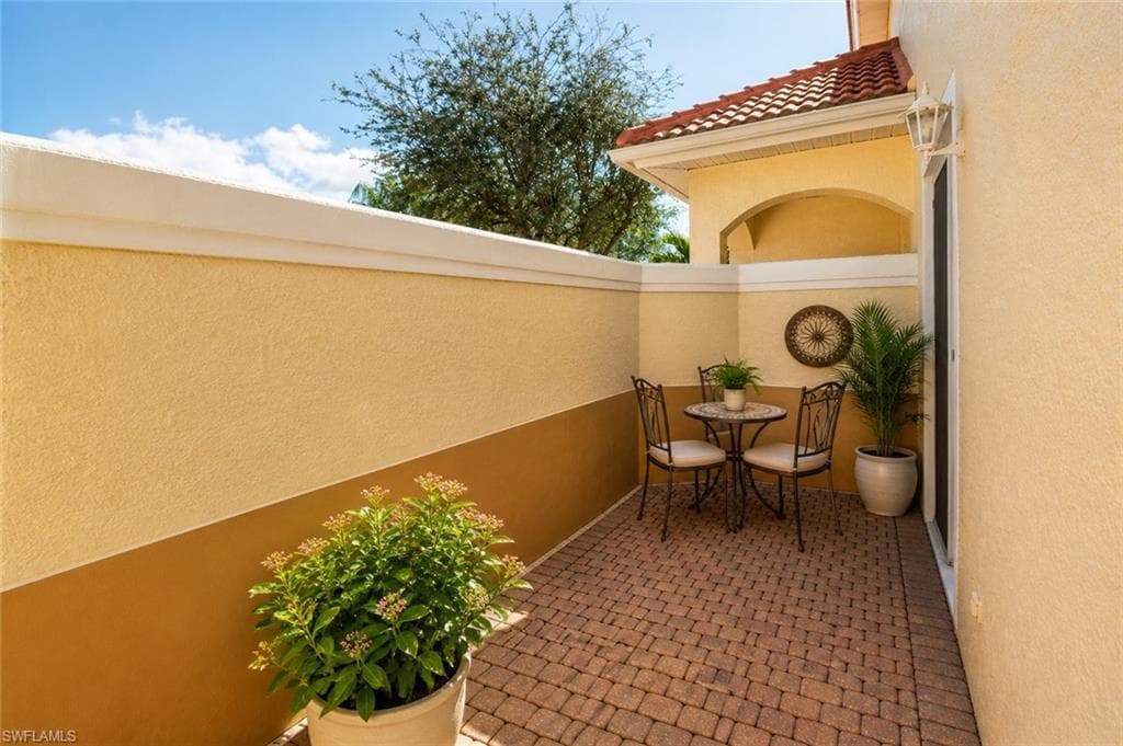 5960 Tarpon Gardens CIR # 102, CAPE CORAL FL 33914-14