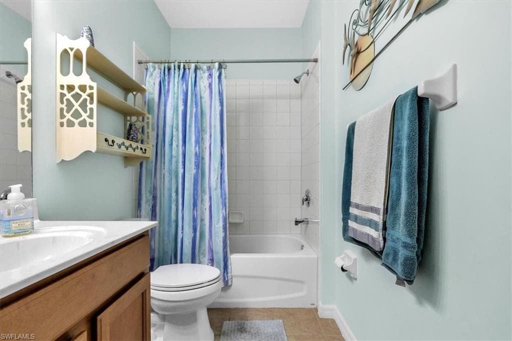 3717 Pino Vista WAY, ESTERO FL 33928-32