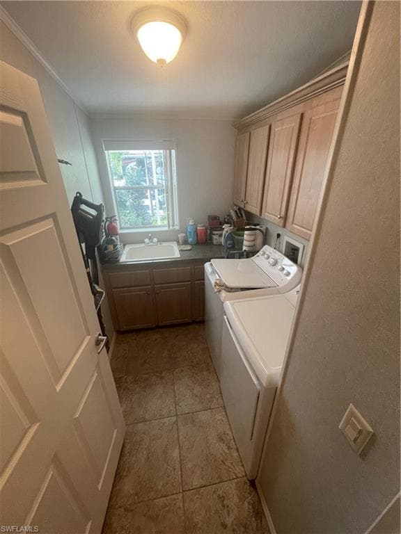 10015 Parkwood DR, FORT MYERS FL 33905-30