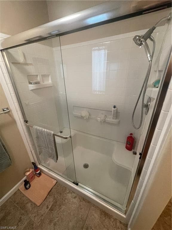 10015 Parkwood DR, FORT MYERS FL 33905-38