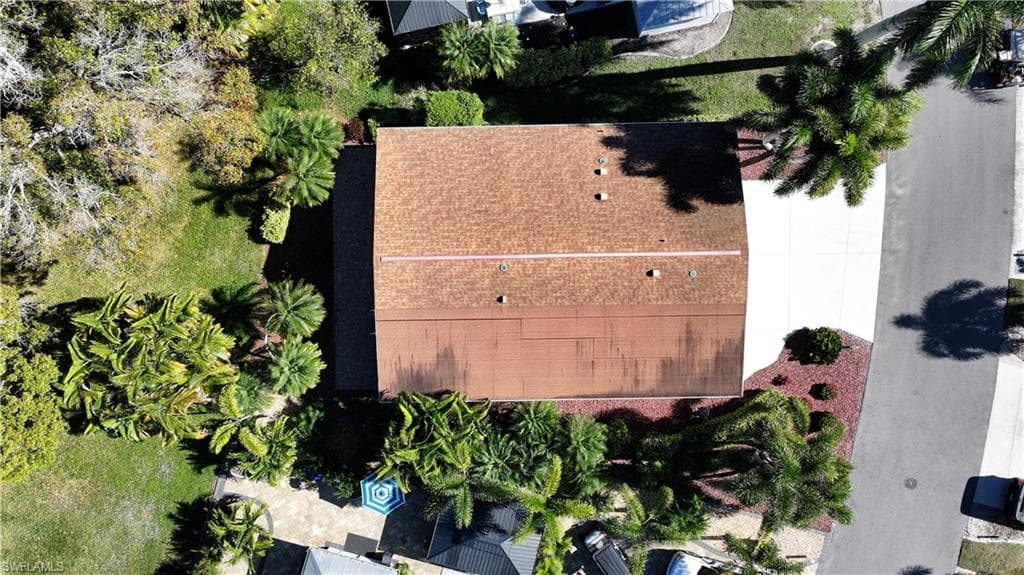 10015 Parkwood DR, FORT MYERS FL 33905-3