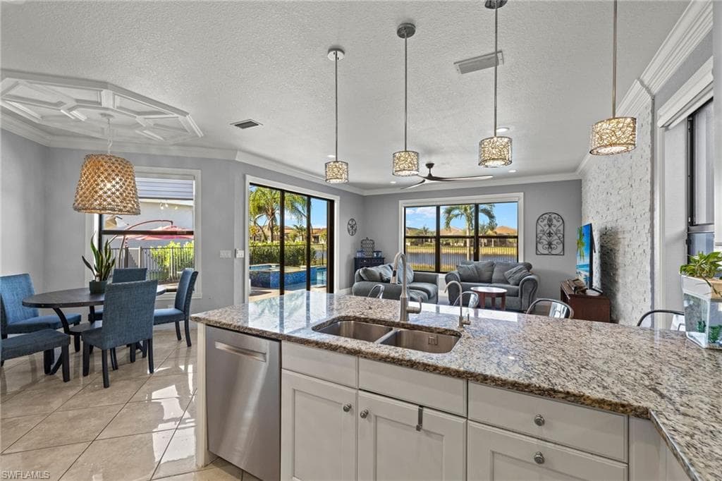 11696 Stonecreek CIR-10