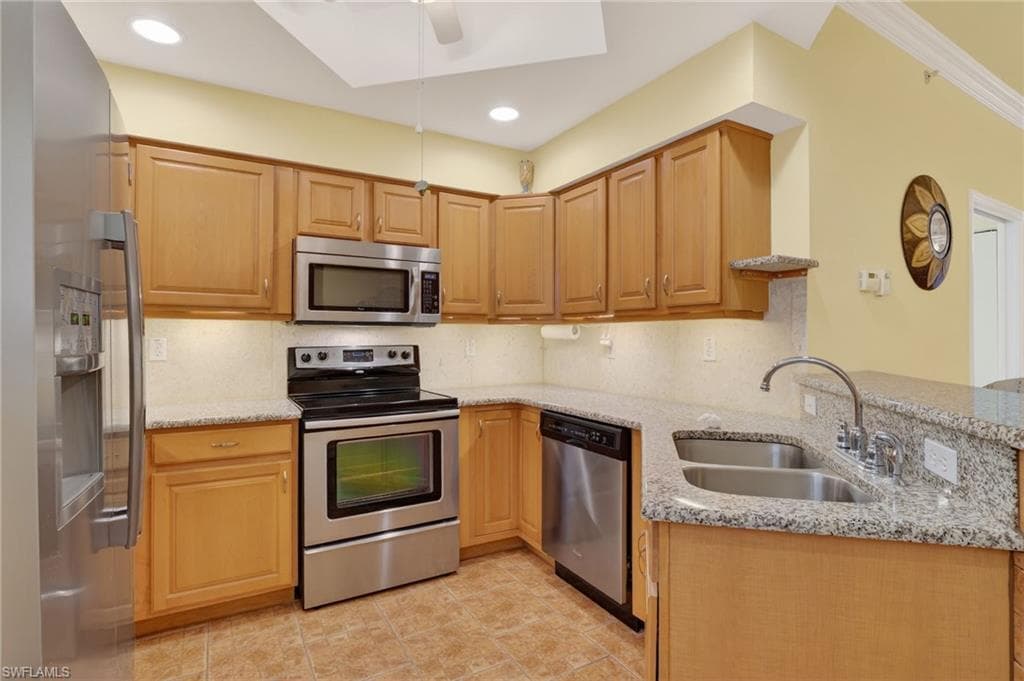 12515 McGregor BLVD # 103, FORT MYERS FL 33919-1