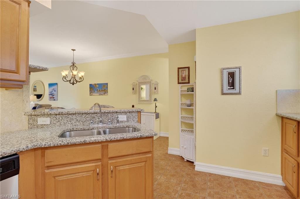 12515 McGregor BLVD # 103, FORT MYERS FL 33919-3