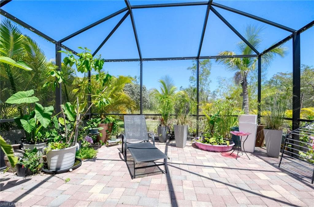 1608 Vizcaya LN, NAPLES FL 34113-22
