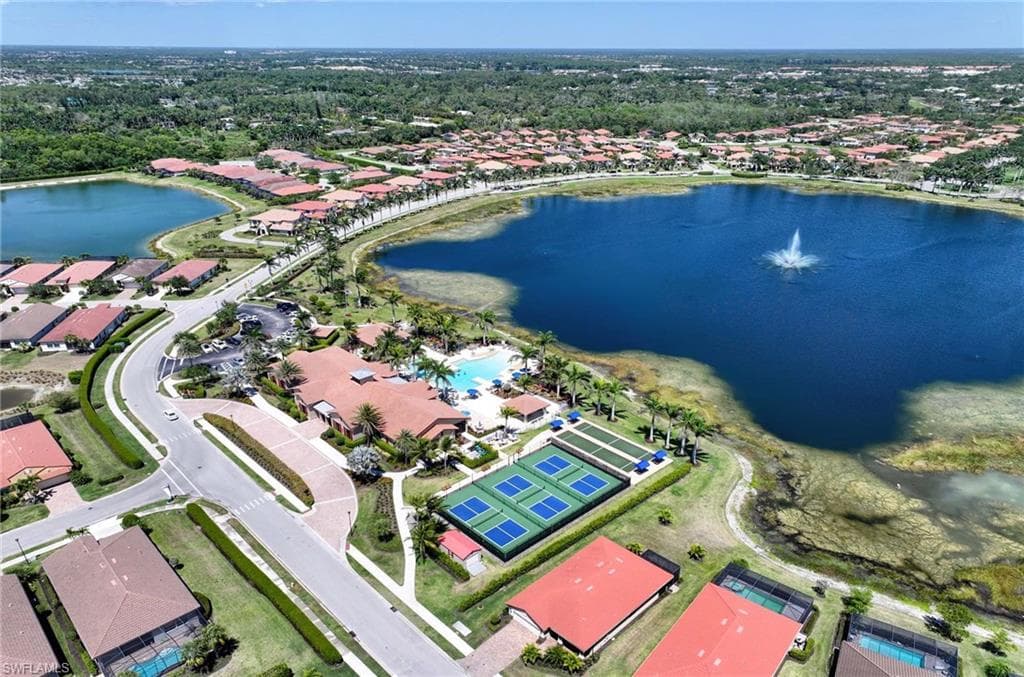 1608 Vizcaya LN, NAPLES FL 34113-26