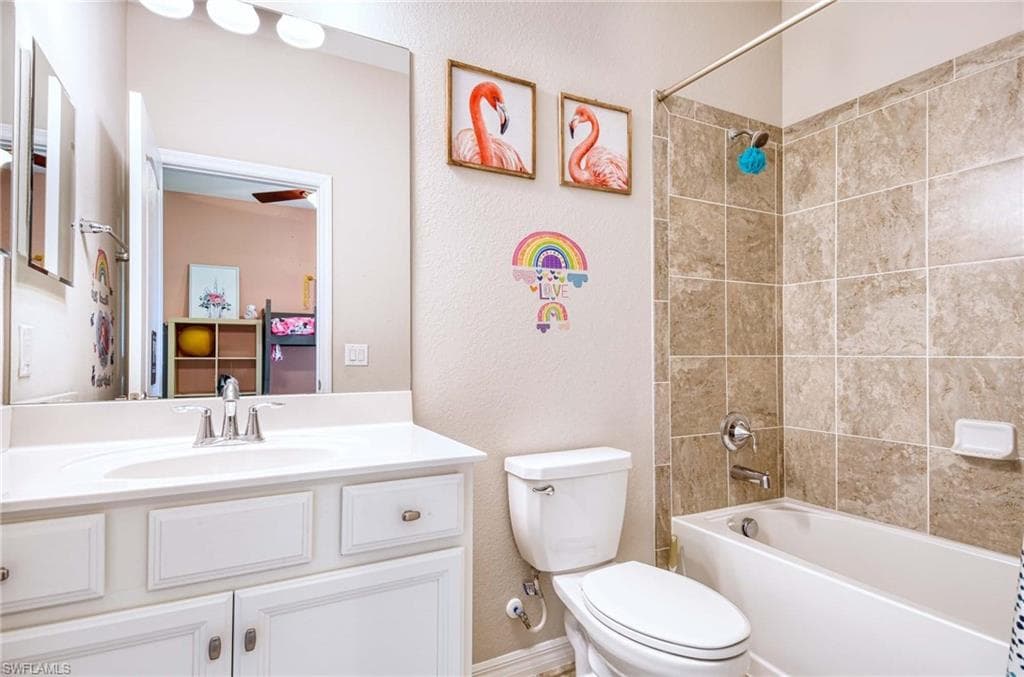1608 Vizcaya LN, NAPLES FL 34113-14