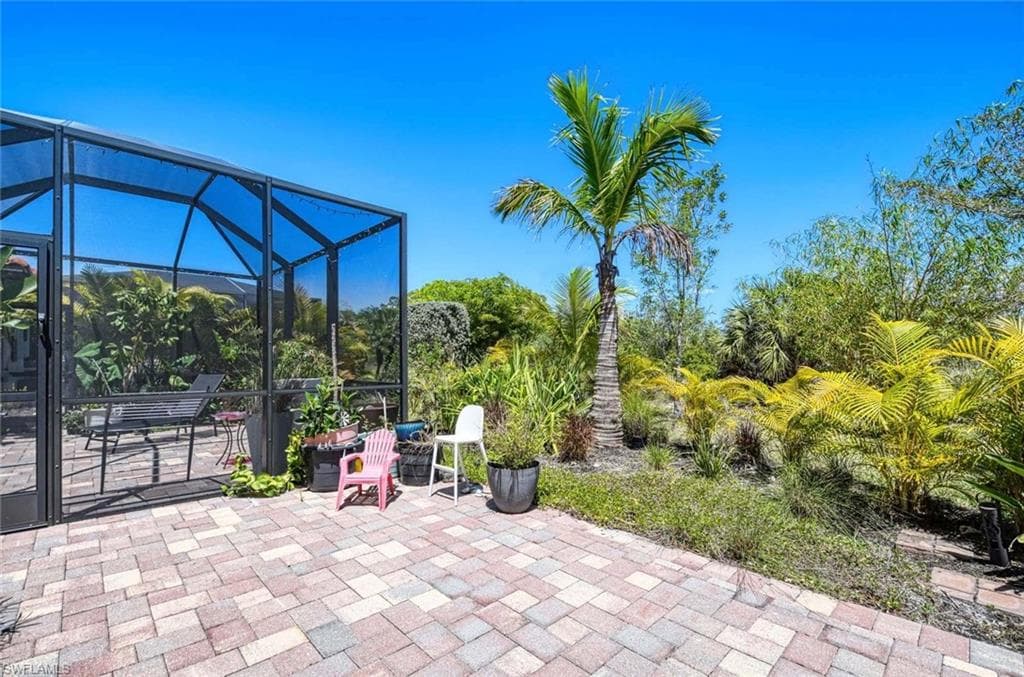 1608 Vizcaya LN, NAPLES FL 34113-24
