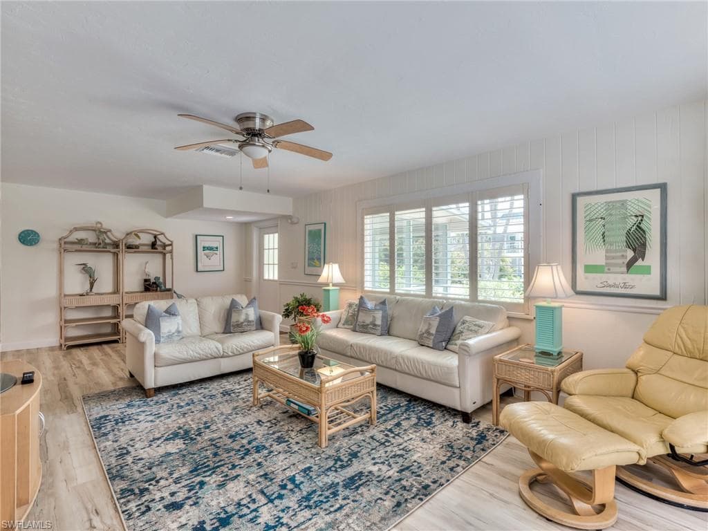 11510 Murmond LN-7