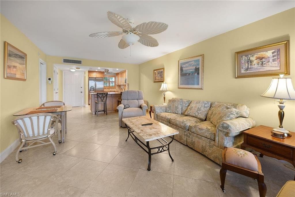 41 High Point CIR S 107-8