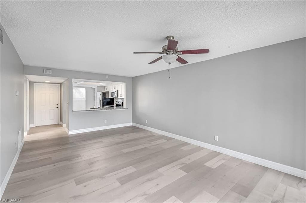 15206 Parkside DR # 102, FORT MYERS FL 33908-2