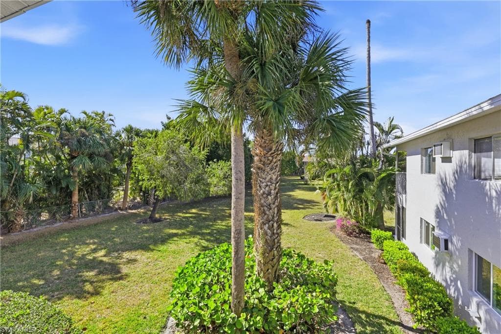 8071 Country RD # 204, FORT MYERS FL 33919-41