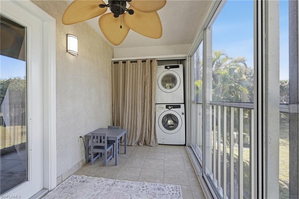 8071 Country RD # 204, FORT MYERS FL 33919-23