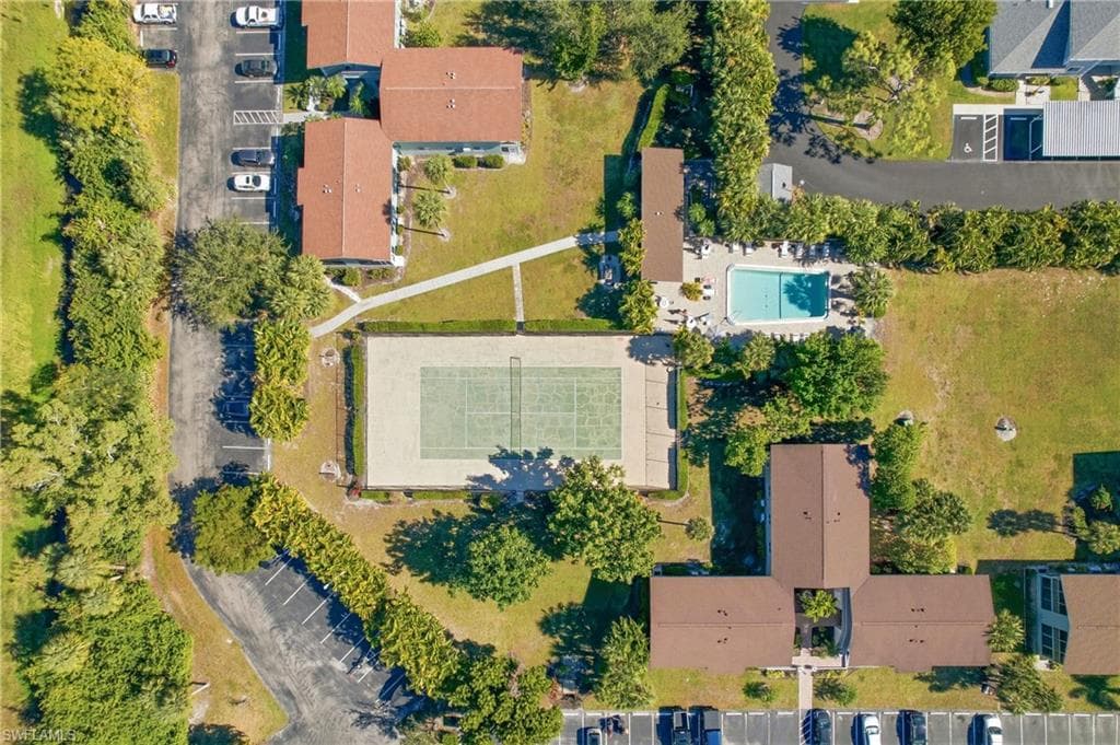 8071 Country RD # 204, FORT MYERS FL 33919-40