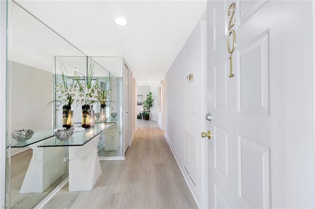 16581 Waters Edge CT # 201, FORT MYERS FL 33908-5