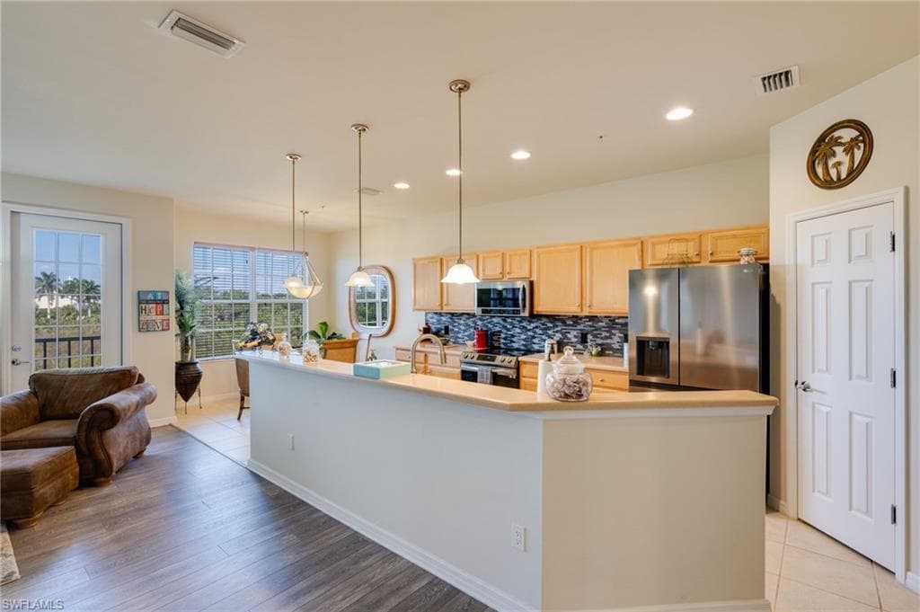 11751 Pasetto LN # 303, FORT MYERS FL 33908-2