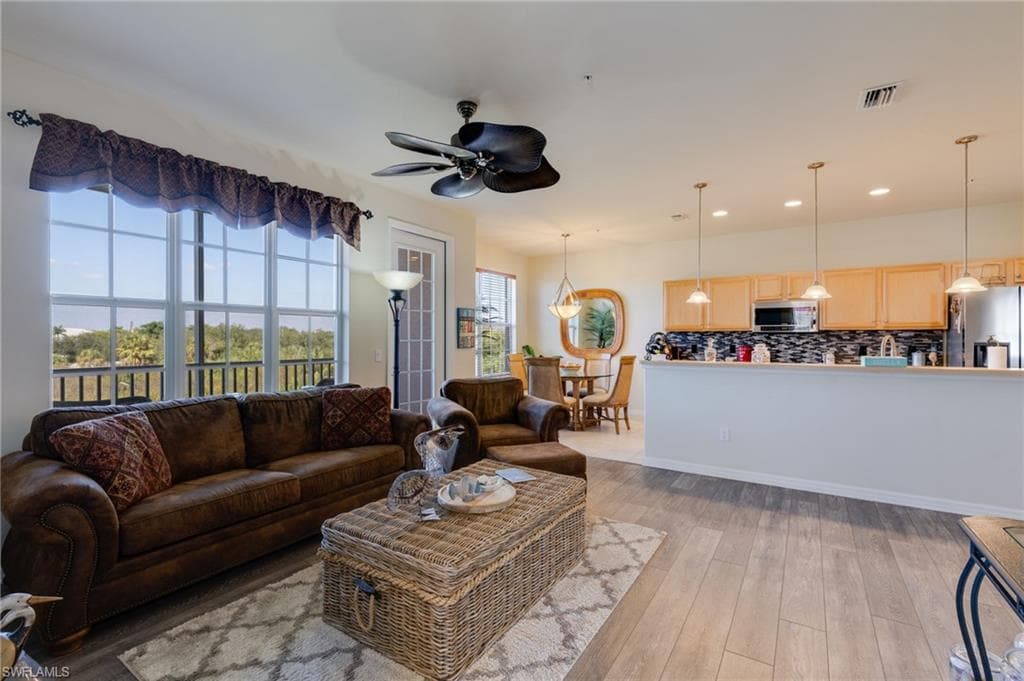 11751 Pasetto LN # 303, FORT MYERS FL 33908-7