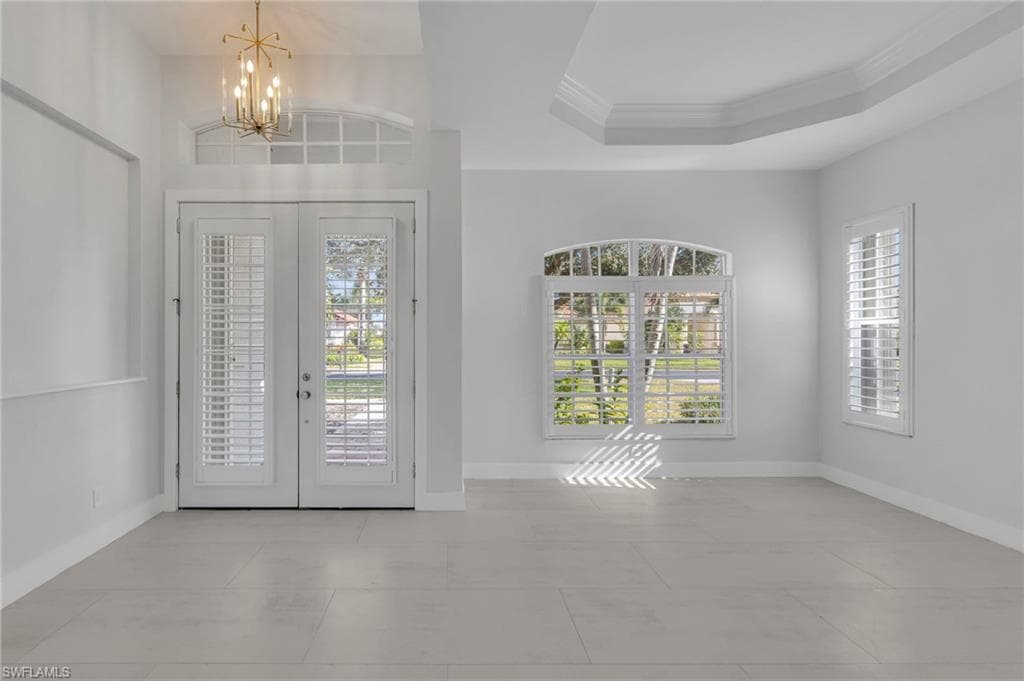 11099 Sea Tropic LN, FORT MYERS FL 33908-4