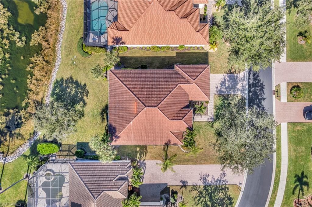 11099 Sea Tropic LN, FORT MYERS FL 33908-35