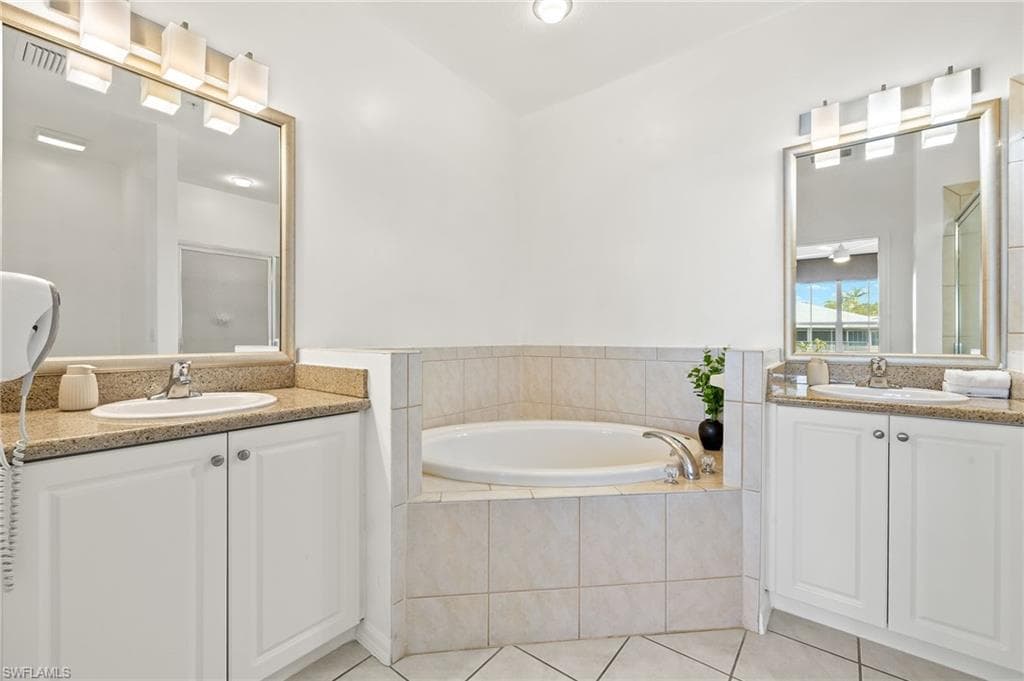 7940 MAHOGANY RUN LN 625-9