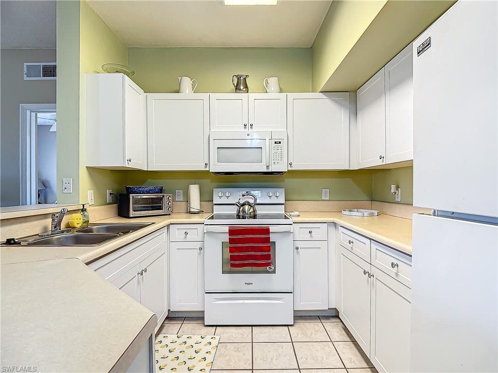 15625 Ocean Walk CIR S # 208, FORT MYERS FL 33908-16