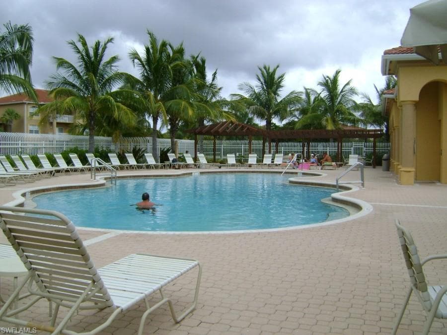 15625 Ocean Walk CIR S # 208, FORT MYERS FL 33908-35