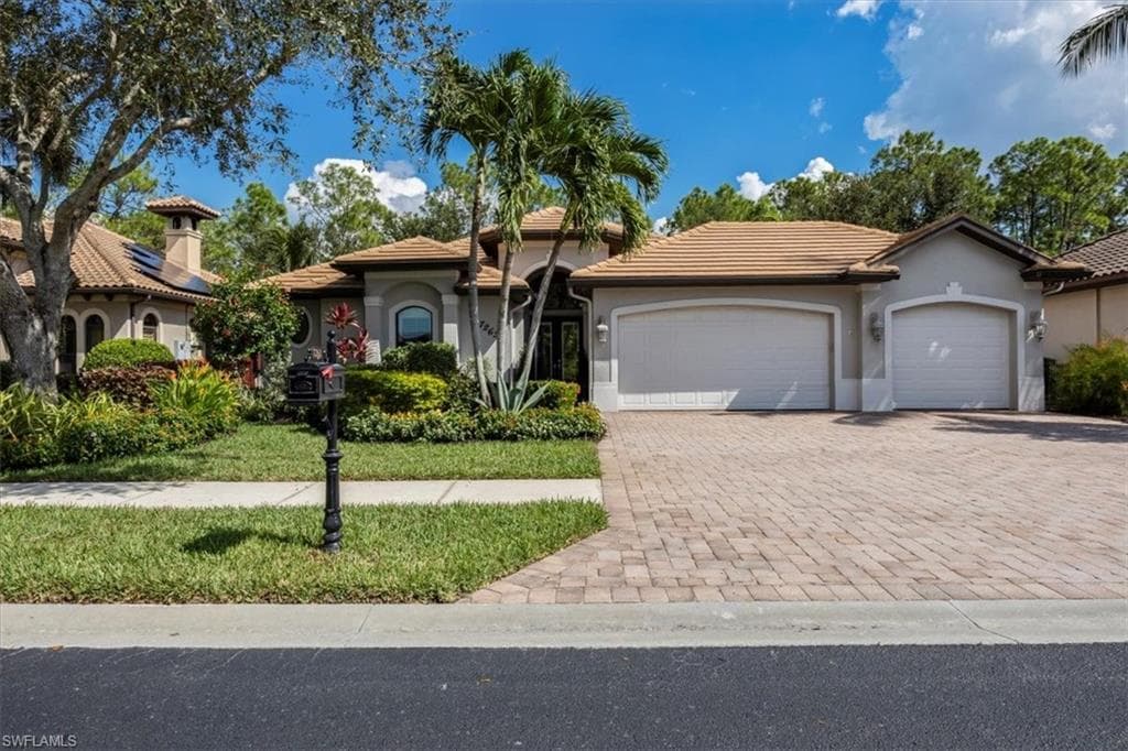 7263 Acorn WAY, NAPLES FL 34119-1