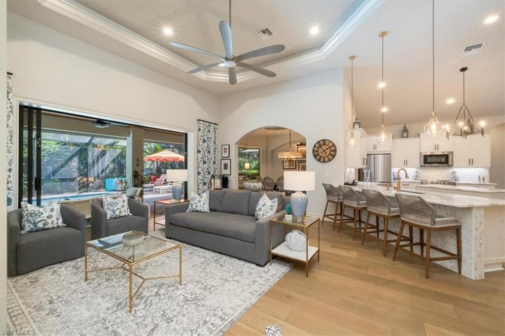 7263 Acorn WAY, NAPLES FL 34119-3