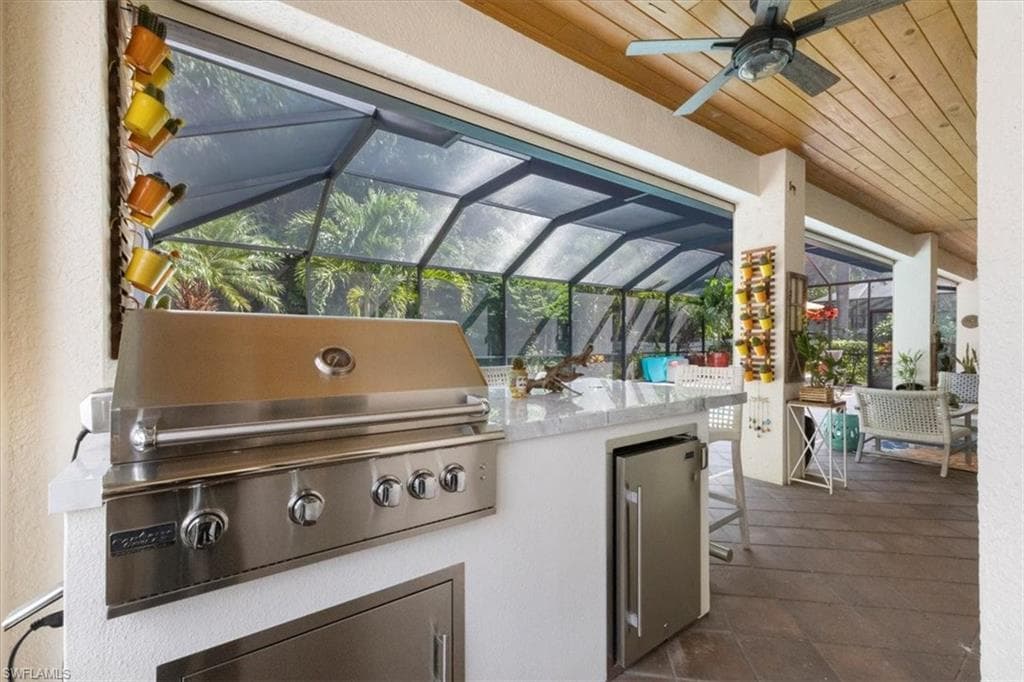 7263 Acorn WAY, NAPLES FL 34119-20