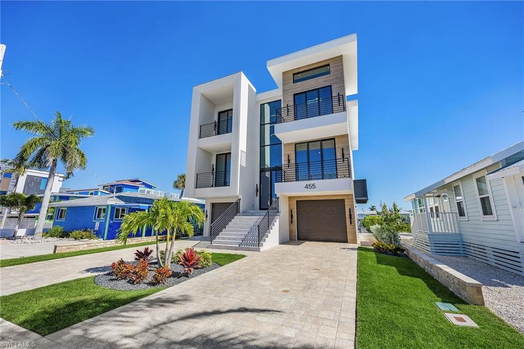 455 Palermo CIR, FORT MYERS BEACH FL 33931-2