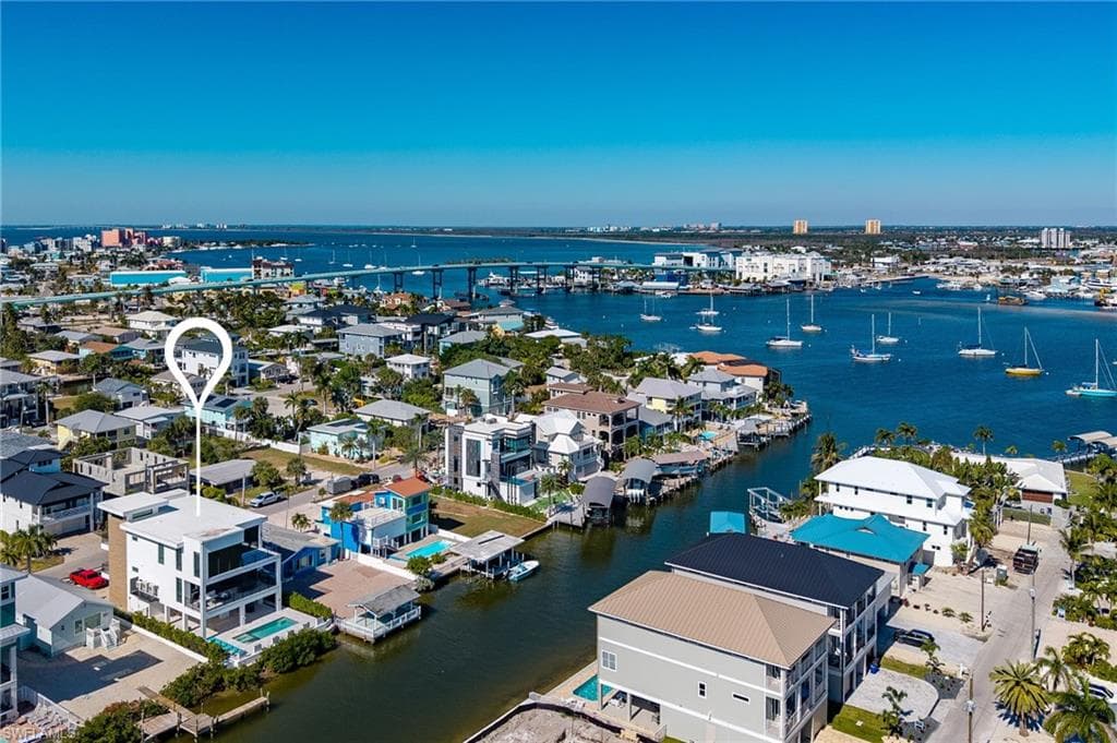 455 Palermo CIR, FORT MYERS BEACH FL 33931-4