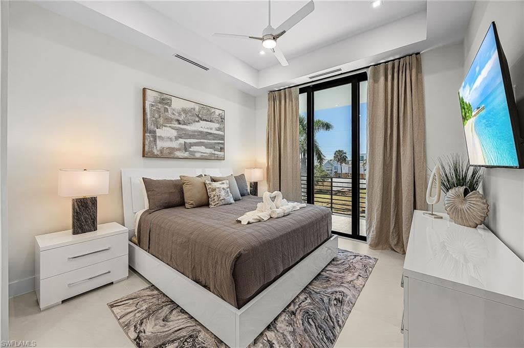 455 Palermo CIR, FORT MYERS BEACH FL 33931-14