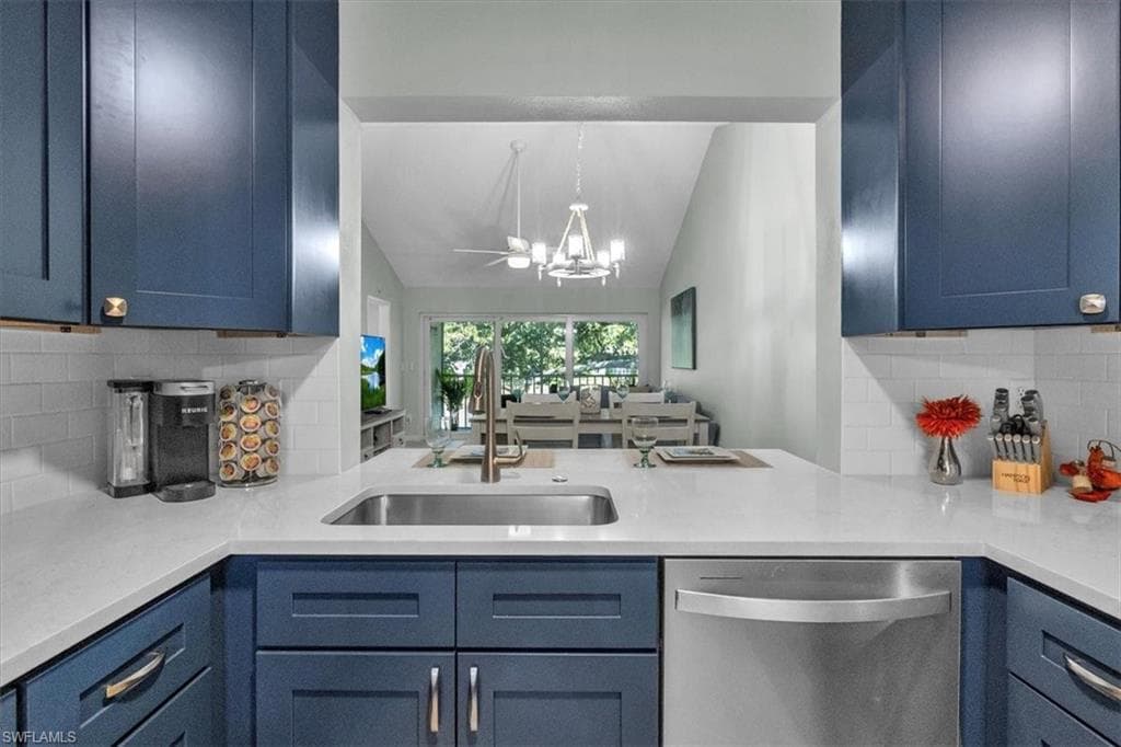 280 Timber Lake CIR # H201, NAPLES FL 34104-1