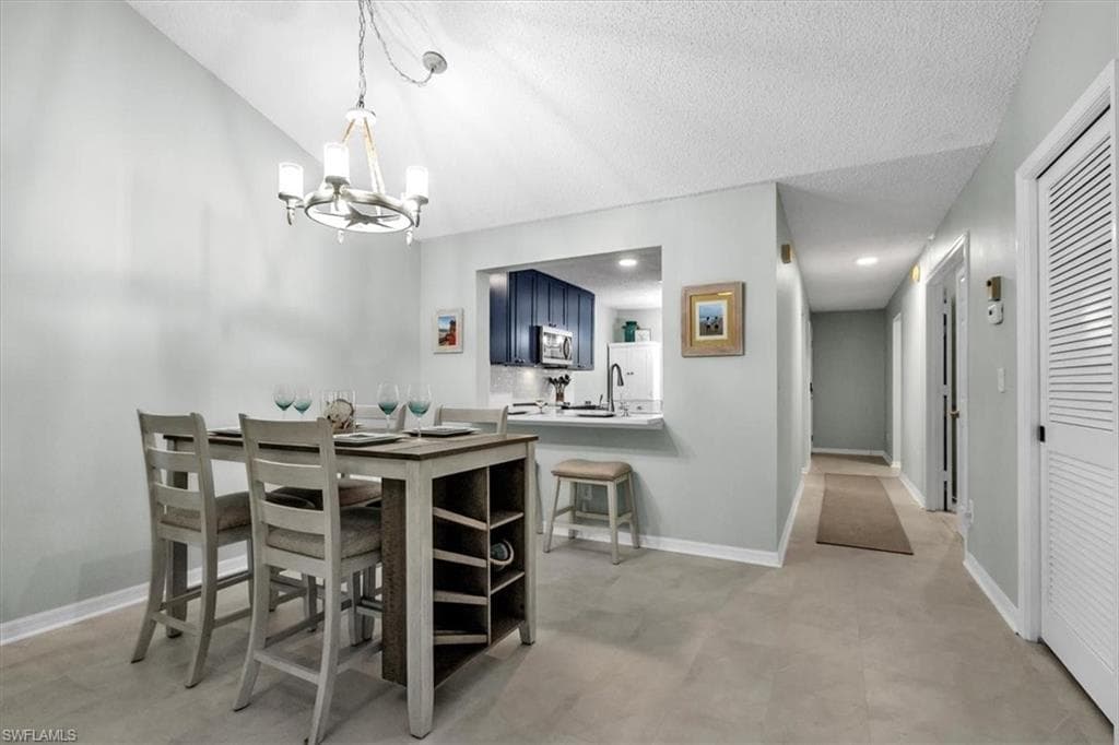 280 Timber Lake CIR # H201, NAPLES FL 34104-8