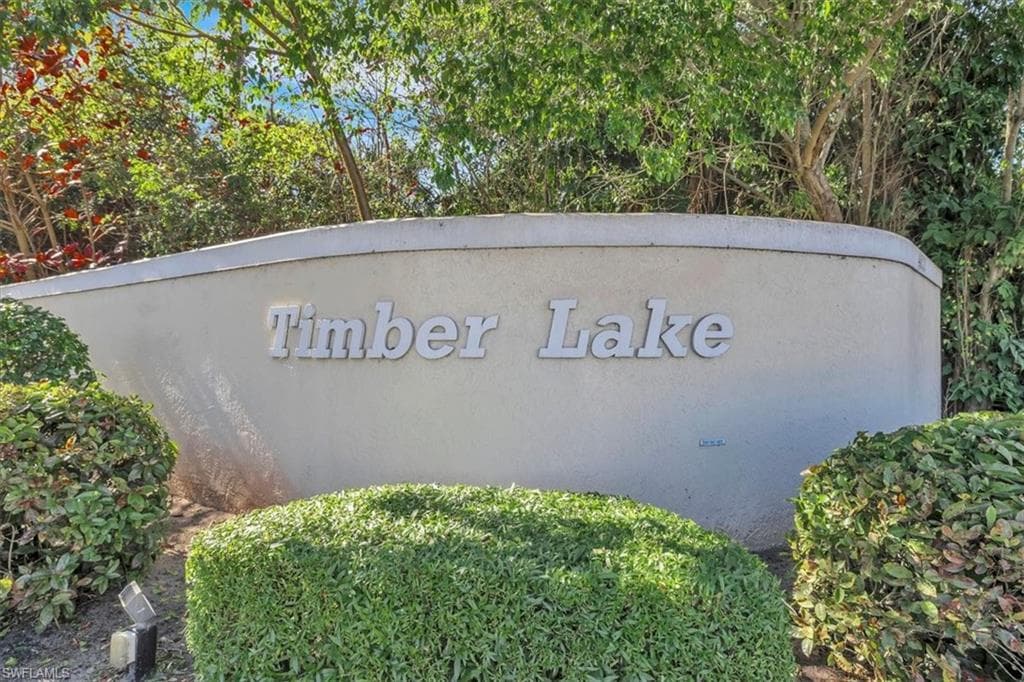 280 Timber Lake CIR # H201, NAPLES FL 34104-29