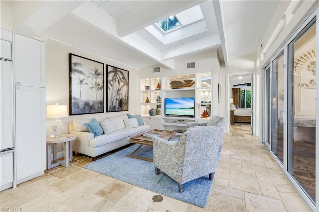 210 Central AVE, NAPLES FL 34102-12