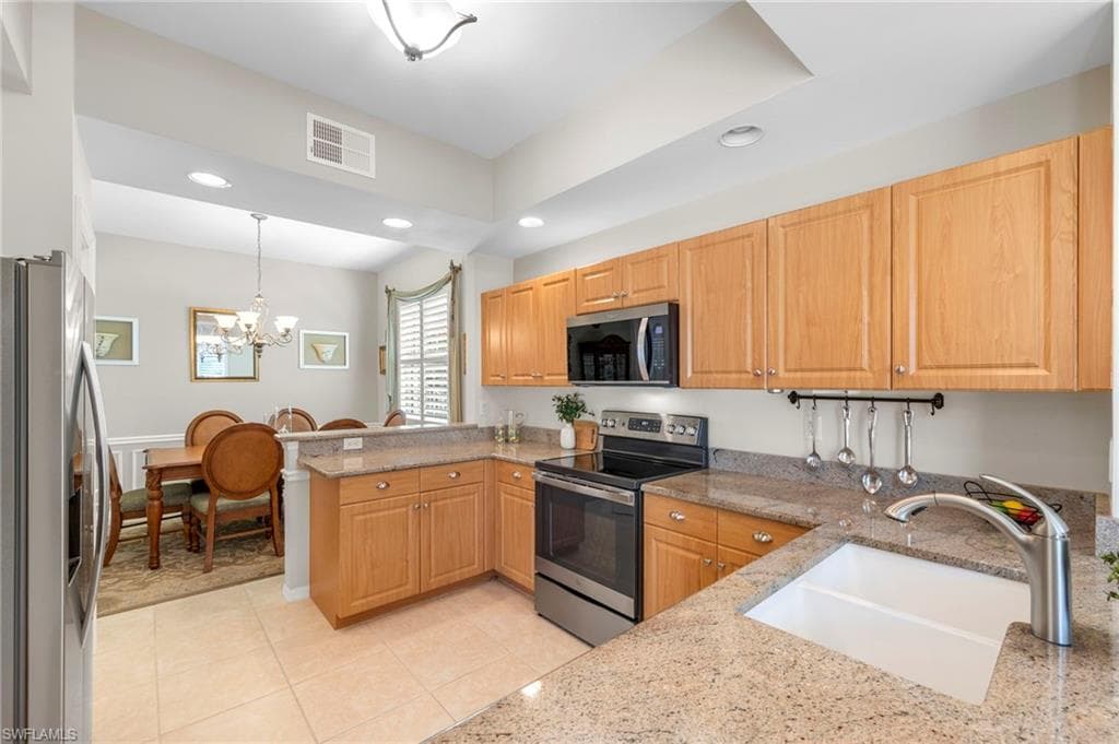 14090 Eagle Ridge Lakes DR # 101, FORT MYERS FL 33912-13