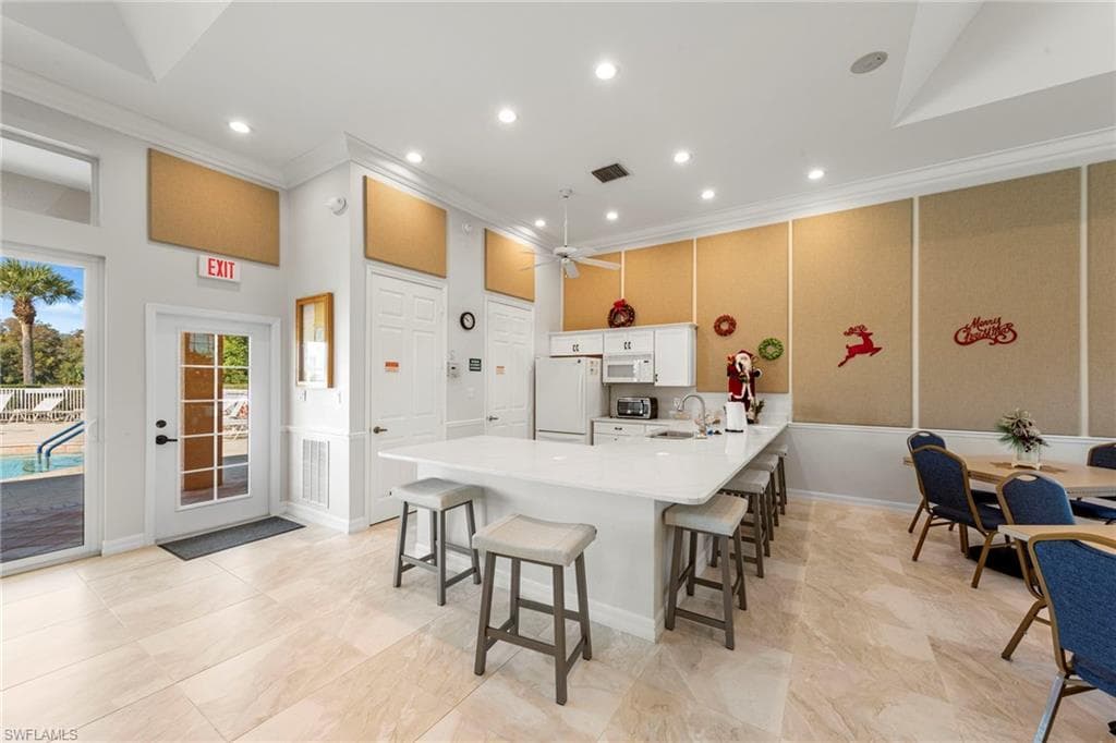 14090 Eagle Ridge Lakes DR # 101, FORT MYERS FL 33912-44