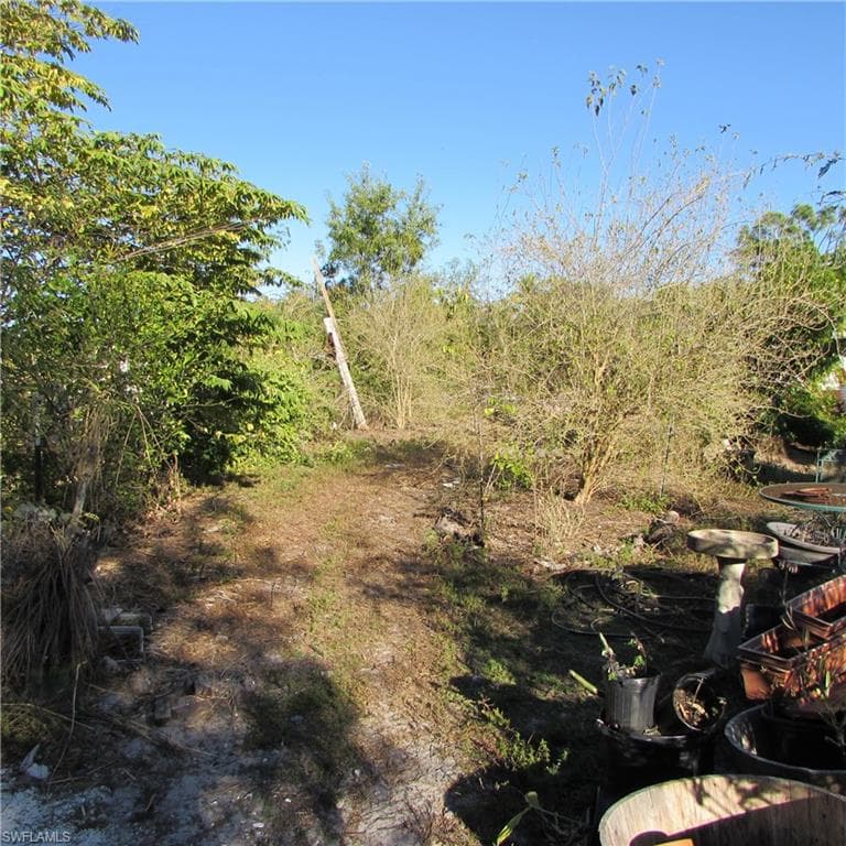 13560 / 13572 Stringfellow RD, BOKEELIA FL 33922-5