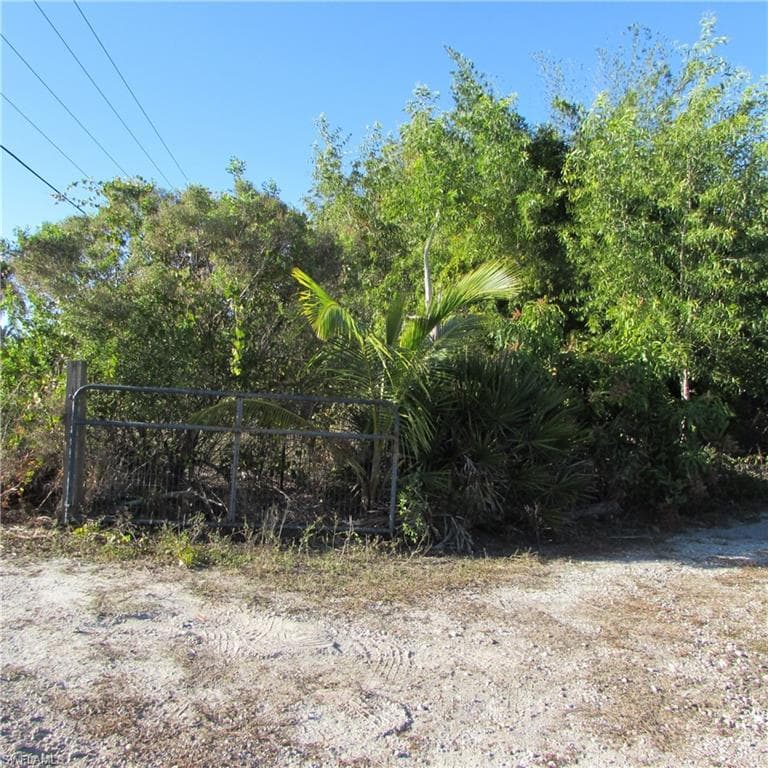 13560 / 13572 Stringfellow RD, BOKEELIA FL 33922-16