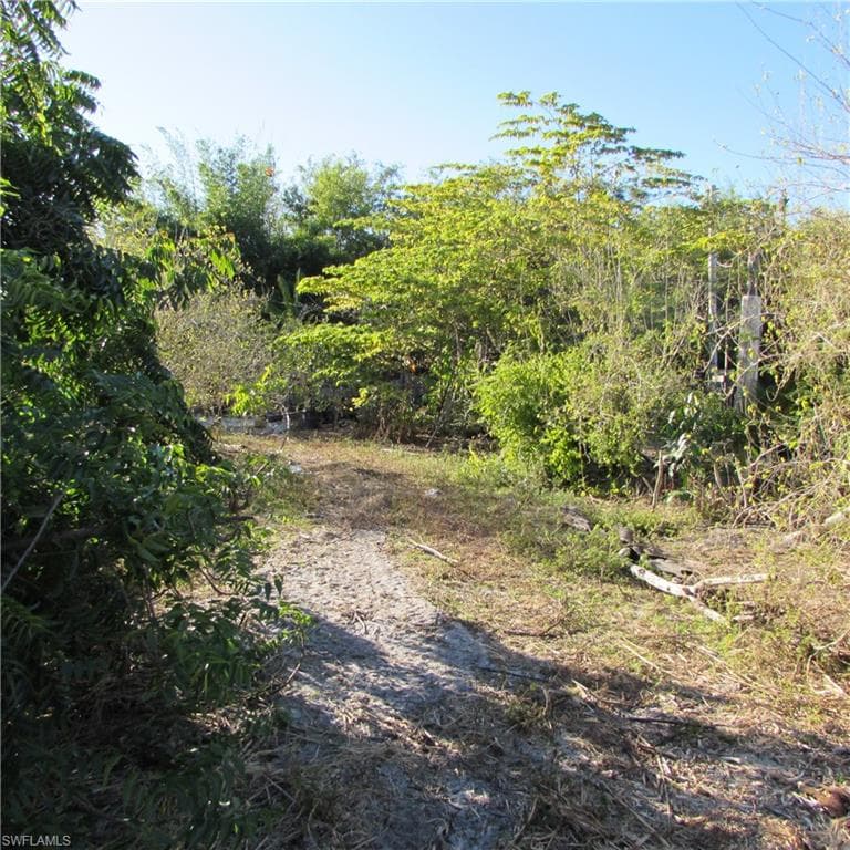 13560 / 13572 Stringfellow RD, BOKEELIA FL 33922-10