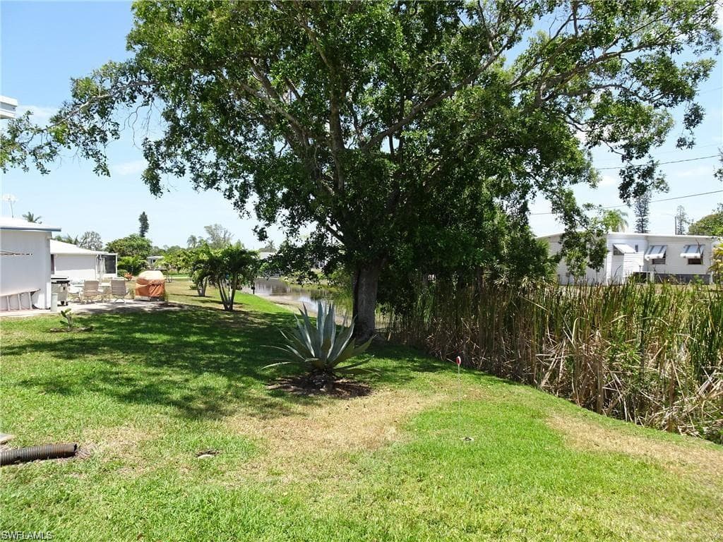 26256 Duchess LN-6