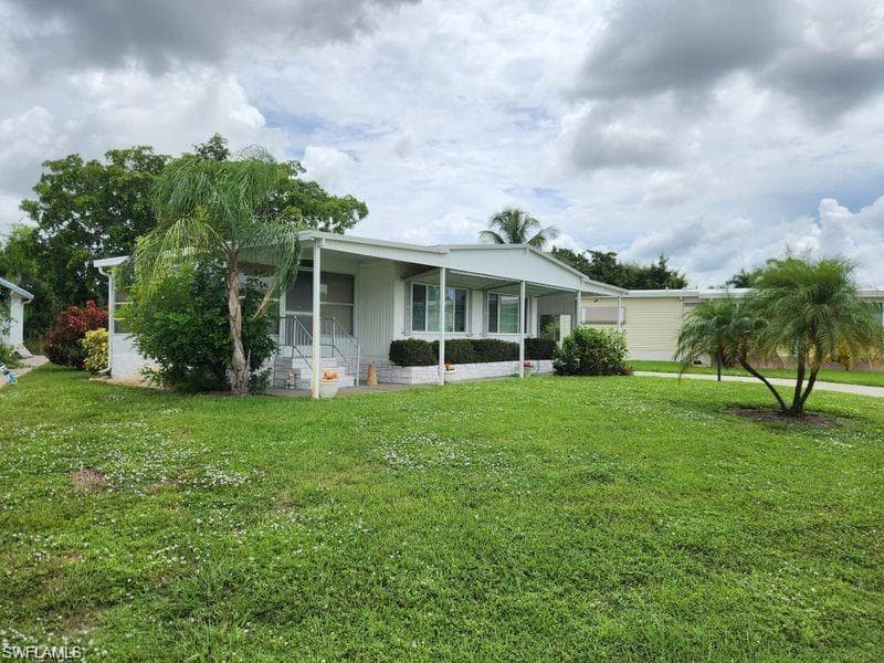 26256 Duchess LN-7