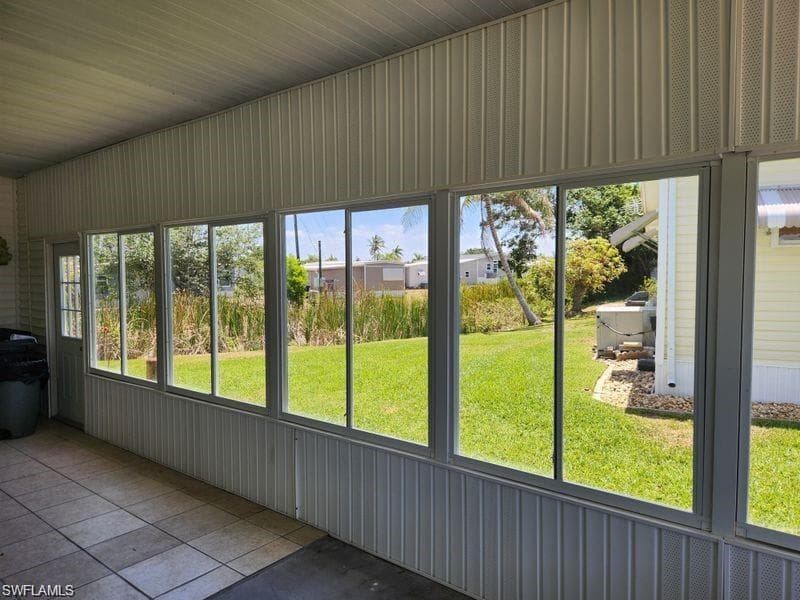 26256 Duchess LN-9