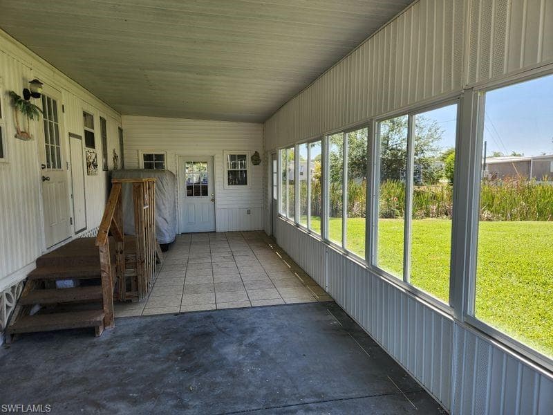 26256 Duchess LN-10